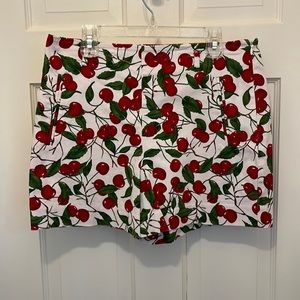 Zara Shorts 3” inseam Size M